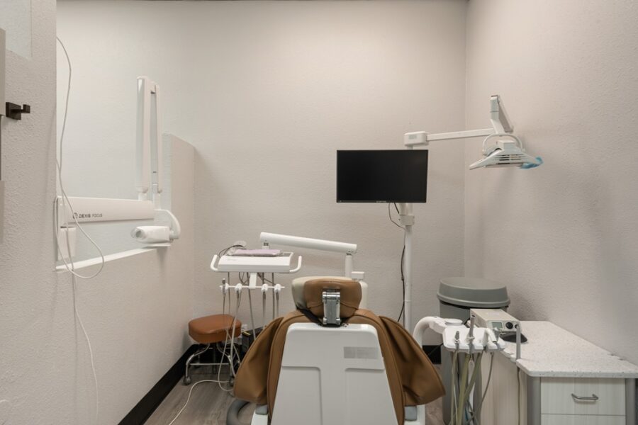 Empty dental treatment room with x-ray equipment at Santa Martha Dental in Ontario, CA